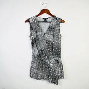White House Black Market Gray Sleeveless Wrap Asymmetrical Top‎ XS